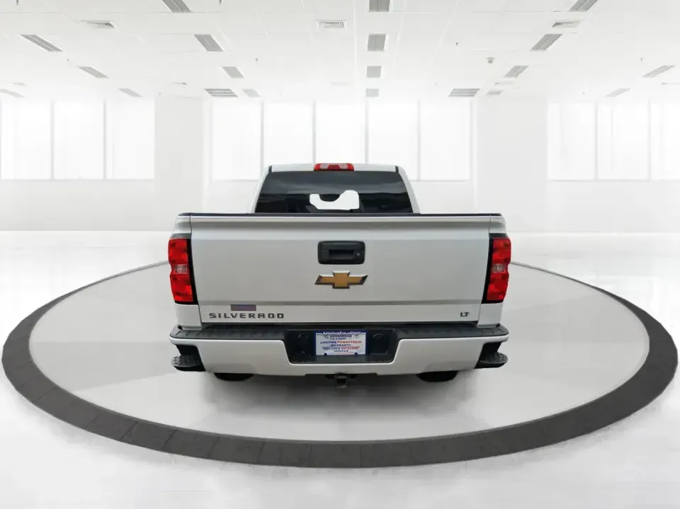 2017 Chevrolet Silverado 1500 2LT (3GCUKREH9HG) with an 4.3L V6 OHV 12V engine, 6A transmission, located at 401 Woodman Dr, Riverside, OH, 45431, (937) 908-9800, 39.760899, -84.123421 - Need a truck that can handle weekday work runs, weekend projects, and spontaneous road trips out toward Caesar Creek or up I75 without feeling like a compromise? This 2017 Chevrolet Silverado 1500 2LT Crew Cab 4WD is built for real life in the Miami Valley-roomy enough for friends or family, strong - Photo#3