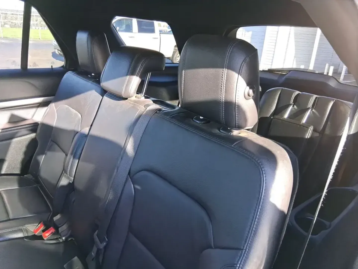 2018 Ford Explorer XLT (1FM5K7D80JG) with an EcoBoost 2.3L I-4 gasoline direct injection engine, 6A transmission, located at 1099 N County Rd 25A, Troy, OH, 45373, (937) 908-9800, 40.057079, -84.212883 - Pack up the kids, cue up your favorite playlist, and point the hood toward a weekend getaway-this 2018 Ford Explorer XLT is the kind of SUV that fits real life in Troy, Ohio. Whether you're shuttling to practice, commuting up I75, or planning a day trip to Charleston Falls Preserve, the Explorer's r - Photo#10