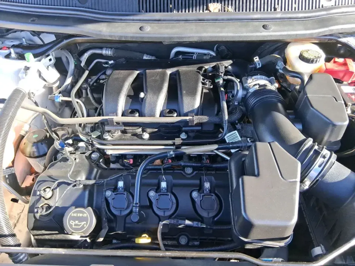 2018 Ford Explorer XLT (1FM5K7D80JG) with an EcoBoost 2.3L I-4 gasoline direct injection engine, 6A transmission, located at 1099 N County Rd 25A, Troy, OH, 45373, (937) 908-9800, 40.057079, -84.212883 - Pack up the kids, cue up your favorite playlist, and point the hood toward a weekend getaway-this 2018 Ford Explorer XLT is the kind of SUV that fits real life in Troy, Ohio. Whether you're shuttling to practice, commuting up I75, or planning a day trip to Charleston Falls Preserve, the Explorer's r - Photo#11