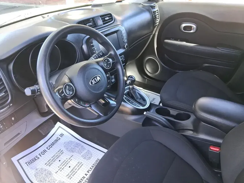 2019 Kia Soul Base (KNDJN2A20K7) with an 1.6L L4 DOHC 16V engine, 6M transmission, located at 1230 East Main St, Xenia, OH, 45385, (937) 908-9800, 39.688026, -83.910172 - Need a smart, easy-to-park ride for the daily commute down South Dixie Drive, quick errands near the Dayton Mall, or weekend drives out toward Carillon Historical Park? This 2019 Kia Soul Base in bright White is a practical, city-friendly wagon that fits real life in Moraine, Ohio-roomy enough for g - Photo#9
