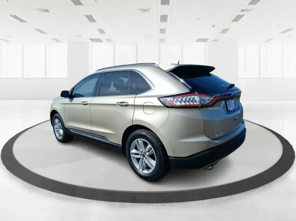 2017 Ford Edge SEL (2FMPK3J92HB) with an 2.0L L4 DOHC 16V engine, 6A transmission, located at 1099 N County Rd 25A, Troy, OH, 45373, (937) 908-9800, 40.057079, -84.212883 - Load up the family, point the hood toward I75, and make every errand or weekend getaway feel easier in this 2017 Ford Edge SEL-an SUV that's sized just right for school drop-offs, long commutes to Dayton, and quick escapes to places like Charleston Falls Preserve or a Saturday stroll around the Troy - Photo#4