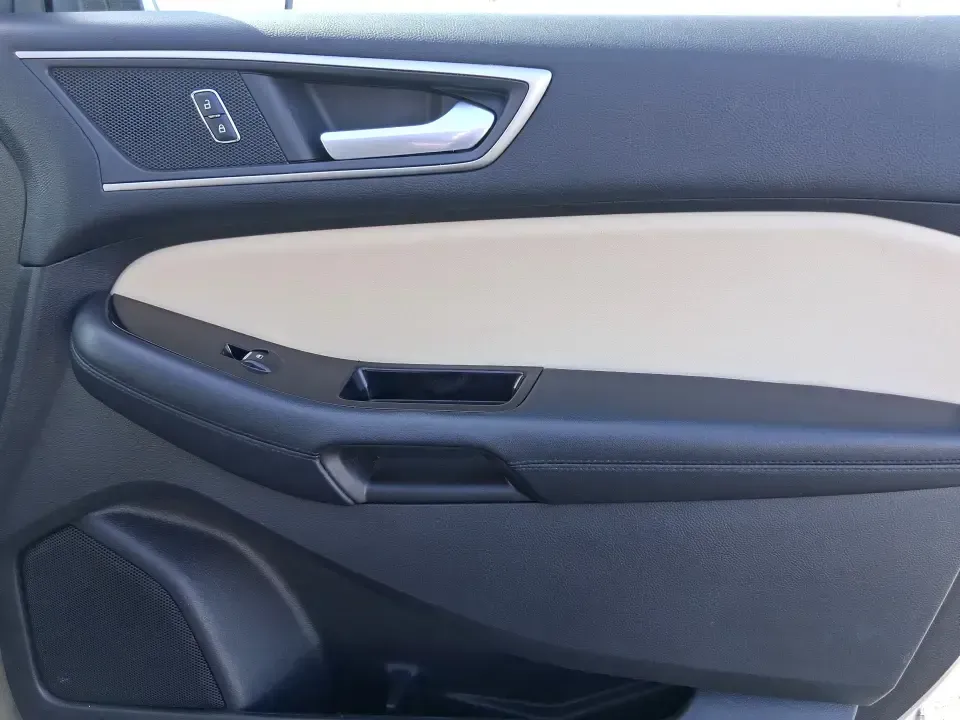 2017 Ford Edge SEL (2FMPK3J92HB) with an 2.0L L4 DOHC 16V engine, 6A transmission, located at 1099 N County Rd 25A, Troy, OH, 45373, (937) 908-9800, 40.057079, -84.212883 - Load up the family, point the hood toward I75, and make every errand or weekend getaway feel easier in this 2017 Ford Edge SEL-an SUV that's sized just right for school drop-offs, long commutes to Dayton, and quick escapes to places like Charleston Falls Preserve or a Saturday stroll around the Troy - Photo#19