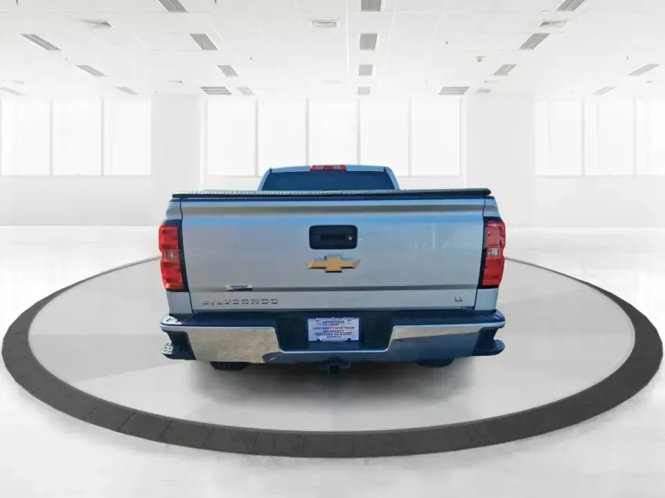 2016 Chevrolet Silverado 1500 1LT (1GCVKREC0GZ) with an EcoTec3 4.3L V-6 gasoline direct injection engine, 6A transmission, located at 4508 South Dixie Dr, Moraine, OH, 45439, (937) 908-9800, 39.689976, -84.218452 - Need a truck that can handle weekday work runs, weekend projects, and Ohio weather without flinching? This 2016 Chevrolet Silverado 1500 1LT Double Cab in Silver Ice Metallic is built for real life in Moraine-whether you're hauling supplies for a home upgrade, towing for a camping trip, or simply wa - Photo#3
