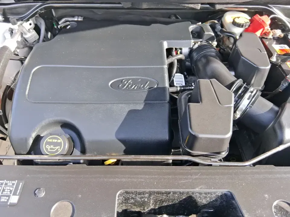 2017 Ford Explorer Limited (1FM5K8F88HG) with an EcoBoost 2.3L I-4 gasoline direct injection engine, 6A transmission, located at 1951 S Dayton Lakeview Rd., New Carlisle, OH, 45344, (937) 908-9800, 39.890999, -84.050255 - Pack up the crew, point the hood toward the next weekend getaway, and let one SUV handle the school run, the grocery haul, and the road trip to Hocking Hills without breaking a sweat. This 2017 Ford Explorer Limited 4WD in White Platinum Metallic Tri-Coat is built for real life in Ohio-comfortable f - Photo#11