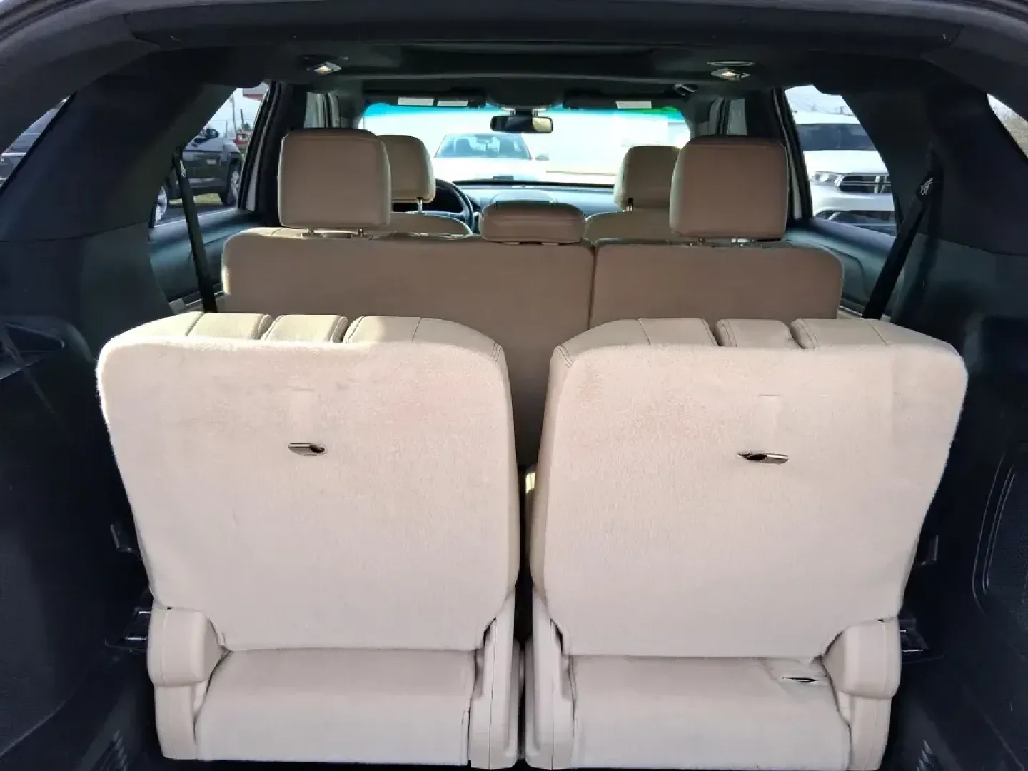 2017 Ford Explorer Limited (1FM5K8F88HG) with an EcoBoost 2.3L I-4 gasoline direct injection engine, 6A transmission, located at 1951 S Dayton Lakeview Rd., New Carlisle, OH, 45344, (937) 908-9800, 39.890999, -84.050255 - Pack up the crew, point the hood toward the next weekend getaway, and let one SUV handle the school run, the grocery haul, and the road trip to Hocking Hills without breaking a sweat. This 2017 Ford Explorer Limited 4WD in White Platinum Metallic Tri-Coat is built for real life in Ohio-comfortable f - Photo#12