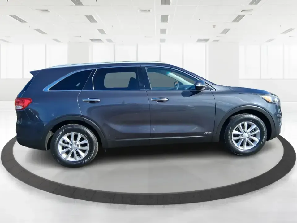 2017 Kia Sorento 2.4L LX (5XYPGDA36HG) with an 2.4L I-4 gasoline direct injection engine, 6A transmission, located at 1099 N County Rd 25A, Troy, OH, 45373, (937) 908-9800, 40.057079, -84.212883 - Picture your next weekend: groceries loaded, kids (or friends) comfortable in the back, and you're heading out of Troy for a quick getaway-maybe a stroll through downtown near the Miami River, a stop by Hobart Arena for an event, or an easy cruise up I75 toward Dayton. This 2017 Kia Sorento 2.4L LX - Photo#1