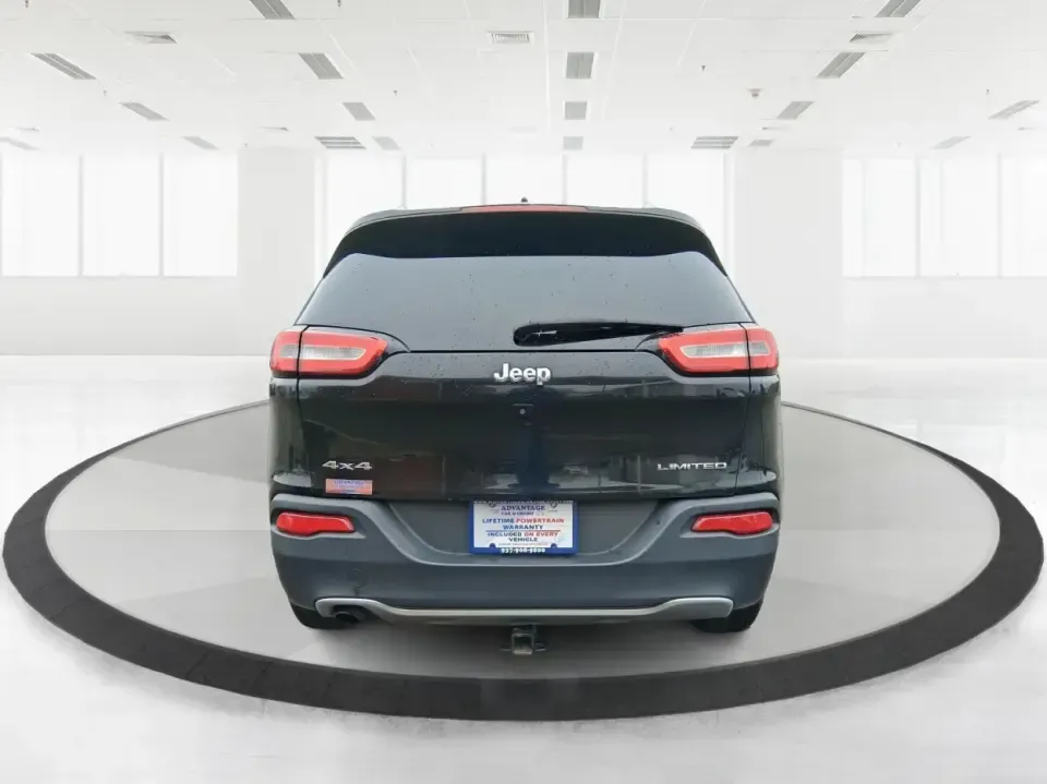 2015 Jeep Cherokee Limited (1C4PJMDBXFW) with an 2.4L L4 DOHC 16V engine, 9-Speed Automatic transmission, located at 8750 N County Rd 25A, Piqua, OH, 45356, (937) 908-9800, 40.164391, -84.232513 - Need one vehicle that can handle the weekday grind and still feel ready for a last-minute getaway? This 2015 Jeep Cherokee Limited 4WD in Brilliant Black Crystal Pearlcoat is built for Riverside life-comfortable for daily commutes, confident in Ohio weather, and versatile enough for road trips, socc - Photo#3