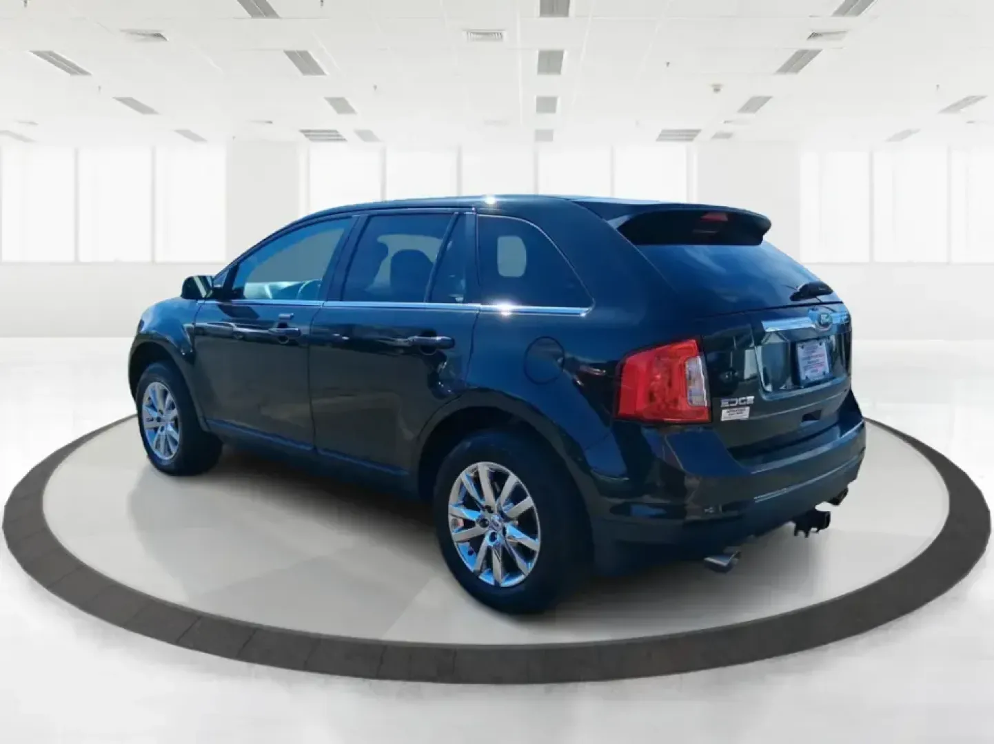 2014 Ford Edge Limited (2FMDK4KC1EB) with an 3.5L V-6 DOHC engine, 6-Speed Automatic transmission, located at 1099 N County Rd 25A, Troy, OH, 45373, (937) 908-9800, 40.057079, -84.212883 - Need an SUV that can handle Ohio's changing weather, keep everyone comfortable on school runs, and still feel upscale on date night or weekend getaways? This 2014 Ford Edge Limited in Tuxedo Black Metallic is built for real life in Troy-whether you're commuting down I75, running errands along N Coun - Photo#4