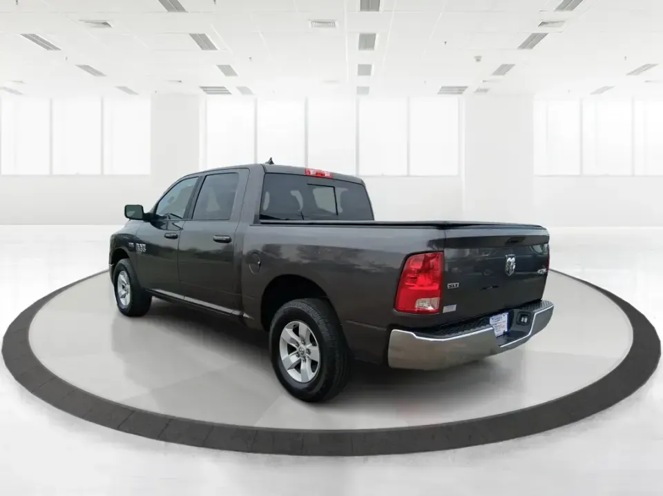 2019 Ram 1500 SLT Crew Cab SWB 4WD (1C6RR7LT2KS) with an 5.7L V8 OHV 16V engine, 8A transmission, located at 1230 East Main St, Xenia, OH, 45385, (937) 908-9800, 39.688026, -83.910172 - Built for Ohio weekends and hard-working weekdays, this 2019 Ram 1500 SLT Crew Cab SWB 4WD is the kind of truck that fits real life-towing a trailer to Caesar Creek, hauling home improvement supplies after a run down US-35, or loading up the family for a day at the Greene County Fairgrounds. Finishe - Photo#4