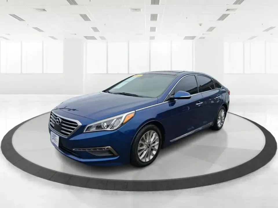 2015 Hyundai Sonata Limited (5NPE34AF5FH) with an 2.4L I-4 gasoline direct injection engine, 6-Speed Automatic transmission, located at 401 Woodman Dr, Riverside, OH, 45431, (937) 908-9800, 39.760899, -84.123421 - Picture your next week going smoother: an easy highway commute up I75, a comfortable school drop-off run through Piqua, and a weekend drive to the Miami County Fairgrounds-all in a sedan that feels upscale without the upscale price. This **2015 Hyundai Sonata Limited** in **Lakeside Blue** is built - Photo#8