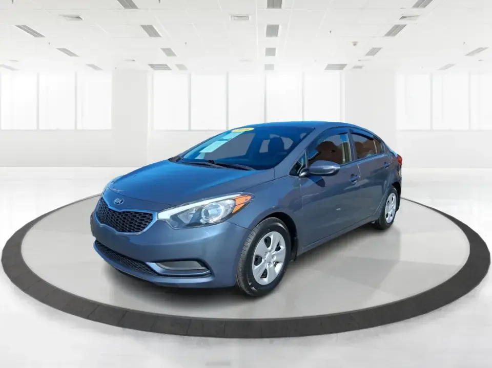 2016 Kia Forte LX (KNAFX4A63G5) with an 1.8L I-4 DOHC engine, 6-Speed Automatic transmission, located at 1951 S Dayton Lakeview Rd., New Carlisle, OH, 45344, (937) 908-9800, 39.890999, -84.050255 - Need a dependable commuter that still feels comfortable for weekend plans around the Miami Valley? This **2016 Kia Forte LX** in **Steel Blue Metallic** is a smart, budget-friendly sedan that fits real life in **Fairborn, Ohio**-whether you're driving to Wright-Patterson AFB, heading to class, or cr - Photo#8