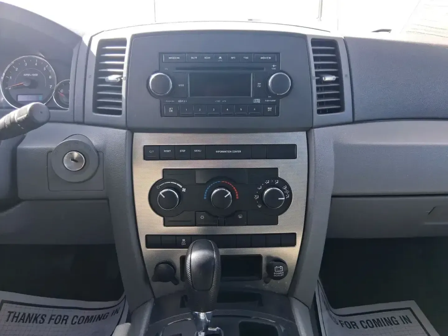 2007 Jeep Grand Cherokee Laredo (1J8GR48K47C) with an 3.7L V6 SOHC 12V engine, 5-Speed Automatic Overdrive transmission, located at 1951 S Dayton Lakeview Rd., New Carlisle, OH, 45344, (937) 908-9800, 39.890999, -84.050255 - Weekend getaways to the trails, winter commutes on slick Ohio roads, and family errands across town all get easier when you're in a capable SUV with true 4WD confidence. This **2007 Jeep Grand Cherokee Laredo** is built for drivers who want classic Jeep utility without giving up everyday comfort-ide - Photo#13
