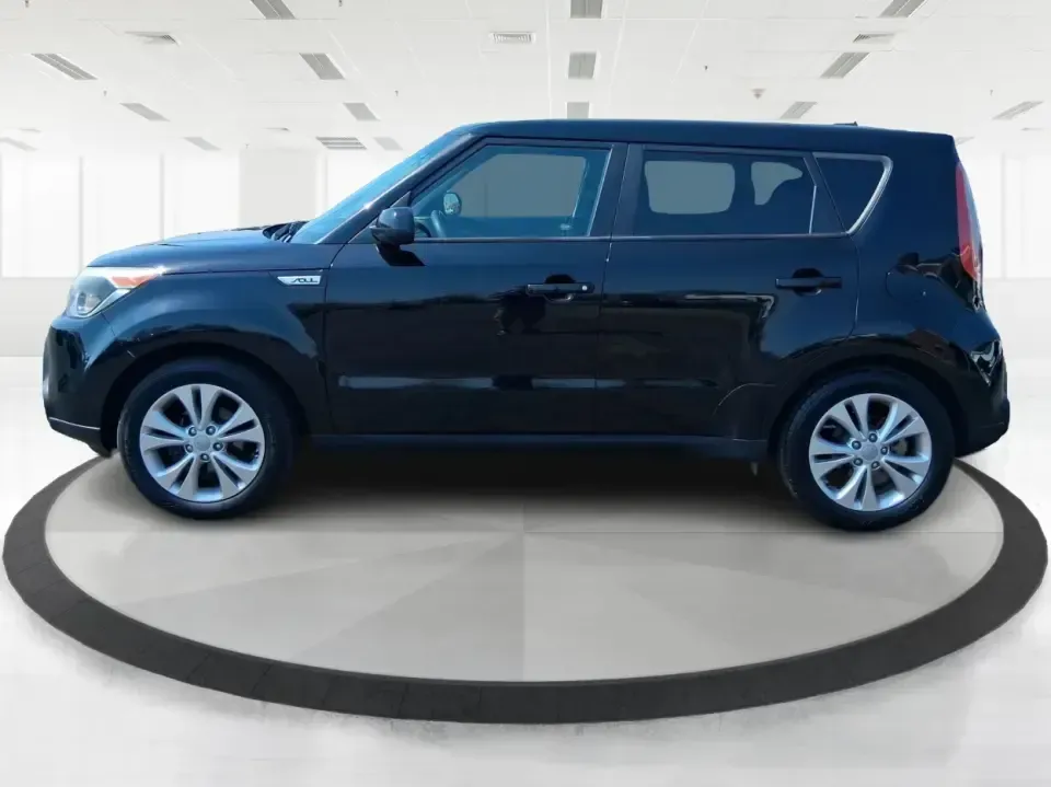 2015 Kia Soul + (KNDJP3A56F7) with an 2L I-4 gasoline direct injection engine, 6-Speed Automatic transmission, located at 880 E. National Road, Vandalia, OH, 45377, (937) 908-9800, 39.891918, -84.183594 - Looking for a reliable, easy-to-park hatchback that fits real life in Vandalia-daily commutes down I75, quick grocery runs near National Rd, and spontaneous weekend trips to the National Museum of the U.S. Air Force? This 2015 Kia Soul + is built for drivers who want versatility, comfort, and smart - Photo#5