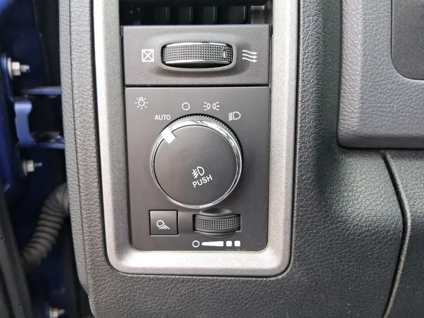 2015 Ram 1500 Express (3C6RR7KT8FG) with an 5.7L V8 OHV 16V engine, 6-Speed Automatic transmission, located at 1099 N County Rd 25A, Troy, OH, 45373, (937) 908-9800, 40.057079, -84.212883 - Need a truck that can handle weekday work, weekend projects, and spur-of-the-moment road trips to Indian Lake without flinching? This 2015 Ram 1500 Express Crew Cab is built for real life in West Central Ohio-comfortable enough for the daily commute, strong enough for towing and hauling, and roomy e - Photo#16
