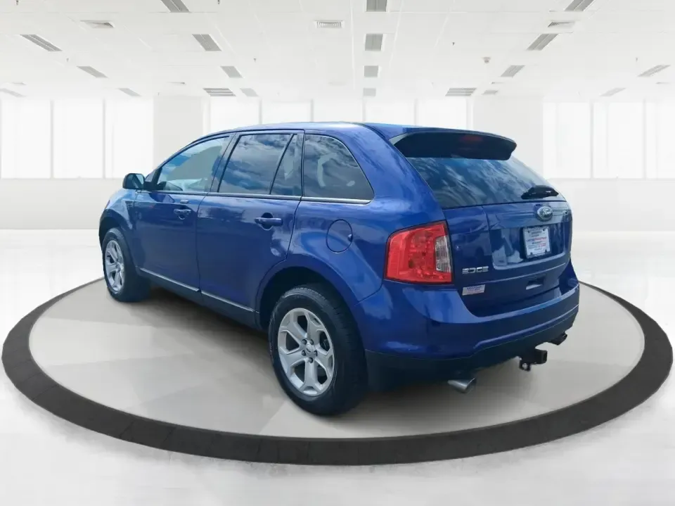 2013 Ford Edge SEL (2FMDK4JC3DB) with an 3.5L V-6 DOHC engine, 6-Speed Automatic transmission, located at 1230 East Main St, Xenia, OH, 45385, (937) 908-9800, 39.688026, -83.910172 - Pack up the kids, cue up your favorite playlist, and point the nose toward a weekend getaway-this 2013 Ford Edge SEL is the kind of comfortable, confident SUV that fits real life in Troy, Ohio. Whether you're commuting up SR-25A, running after-school errands near downtown Troy, or loading up for a r - Photo#4