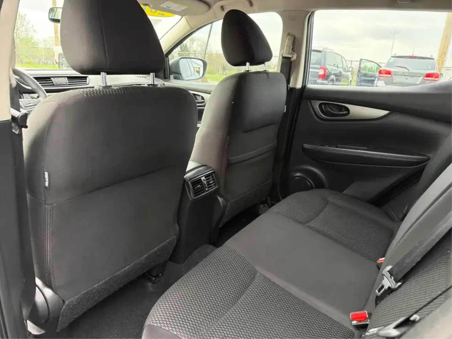 2018 Nissan Rogue S (JN1BJ1CP6JW) with an 2L I-4 gasoline direct injection engine, CVT transmission, located at 401 Woodman Dr, Riverside, OH, 45431, (937) 908-9800, 39.760899, -84.123421 - Picture your next week: an easy I75 commute into Dayton, school drop-offs in nearby Kettering, a Costco run, and a weekend drive down to Carillon Historical Park or a quick lap around the Dayton Mall area-all with one SUV that's sized right for real life. This 2018 Nissan Rogue S in sleek Gun Metall - Photo#10