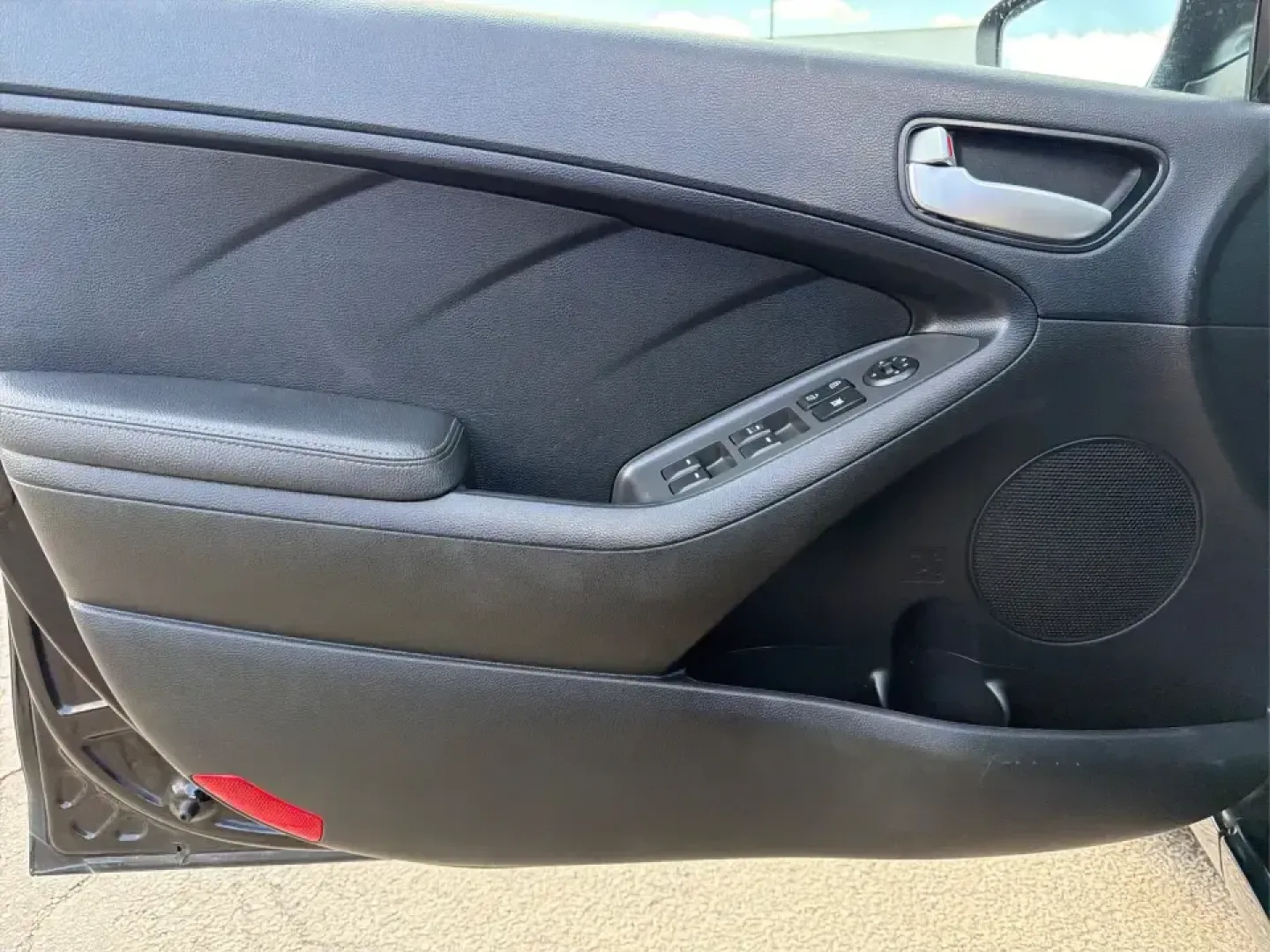 2018 Kia Forte LX (3KPFK4A79JE) with an 2L I-4 DOHC engine, 6M transmission, located at 401 Woodman Dr, Riverside, OH, 45431, (937) 908-9800, 39.760899, -84.123421 - Need a dependable commuter that's easy to park downtown, comfortable for I-75 and SR-725 traffic, and still stylish enough for dinner in the Dayton area? This 2018 Kia Forte LX in Aurora Black is a smart, budget-friendly sedan that fits real life in Moraine, OH-whether you're stacking miles for work - Photo#19