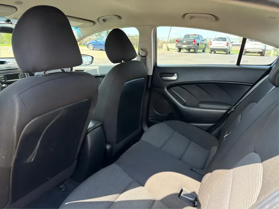 2018 Kia Forte LX (3KPFK4A79JE) with an 2L I-4 DOHC engine, 6M transmission, located at 880 E. National Road, Vandalia, OH, 45377, (937) 908-9800, 39.891918, -84.183594 - Need a dependable commuter that's easy to park downtown, comfortable for I-75 and SR-725 traffic, and still stylish enough for dinner in the Dayton area? This 2018 Kia Forte LX in Aurora Black is a smart, budget-friendly sedan that fits real life in Moraine, OH-whether you're stacking miles for work - Photo#10