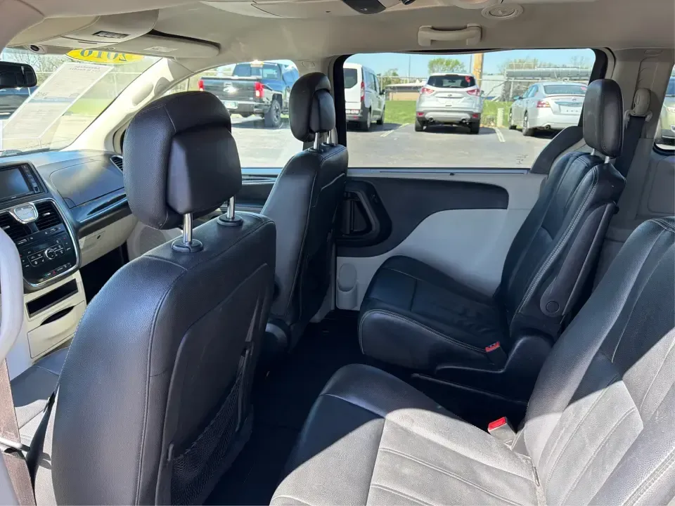 2016 Chrysler Town and Country Touring (2C4RC1BG5GR) with an Pentastar 3.6L V-6 DOHC engine, 6A transmission, located at 8750 N County Rd 25A, Piqua, OH, 45356, (937) 908-9800, 40.164391, -84.232513 - Load up the kids, the cooler, and the weekend plans-this 2016 Chrysler Town and Country Touring is the kind of family-first van that makes school drop-offs, long commutes, and road trips feel effortless. With its roomy passenger-van layout, versatile seating, and comfort features that keep everyon - Photo#10