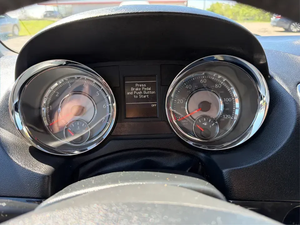 2016 Chrysler Town and Country Touring (2C4RC1BG5GR) with an Pentastar 3.6L V-6 DOHC engine, 6A transmission, located at 8750 N County Rd 25A, Piqua, OH, 45356, (937) 908-9800, 40.164391, -84.232513 - Load up the kids, the cooler, and the weekend plans-this 2016 Chrysler Town and Country Touring is the kind of family-first van that makes school drop-offs, long commutes, and road trips feel effortless. With its roomy passenger-van layout, versatile seating, and comfort features that keep everyon - Photo#15