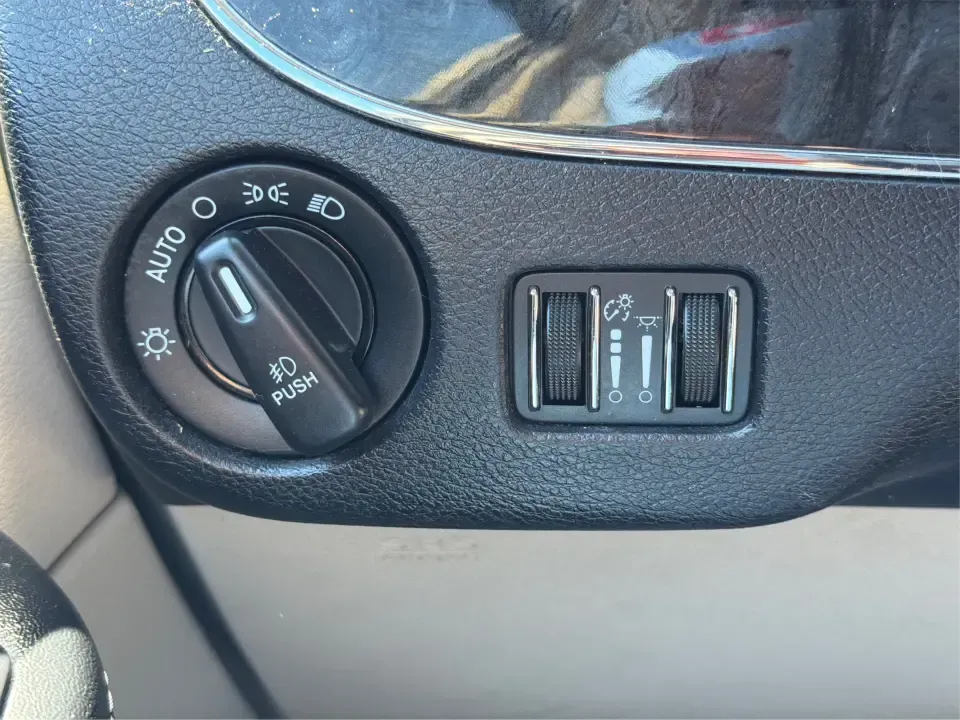 2016 Chrysler Town and Country Touring (2C4RC1BG5GR) with an Pentastar 3.6L V-6 DOHC engine, 6A transmission, located at 401 Woodman Dr, Riverside, OH, 45431, (937) 908-9800, 39.760899, -84.123421 - Load up the kids, the cooler, and the weekend plans-this 2016 Chrysler Town and Country Touring is the kind of family-first van that makes school drop-offs, long commutes, and road trips feel effortless. With its roomy passenger-van layout, versatile seating, and comfort features that keep everyon - Photo#17