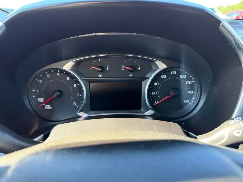 2018 Chevrolet Equinox LT (3GNAXSEV1JL) with an 1.5L I-4 gasoline direct injection engine, 6A transmission, located at 8750 N County Rd 25A, Piqua, OH, 45356, (937) 908-9800, 40.164391, -84.232513 - Picture your next Ohio road trip: a comfortable SUV loaded with gear, the kids settled in, and the confidence to keep going when the weather turns or the route heads off the main road. This 2018 Chevrolet Equinox LT in Storm Blue Metallic is built for real life in and around Piqua-whether you're com - Photo#15