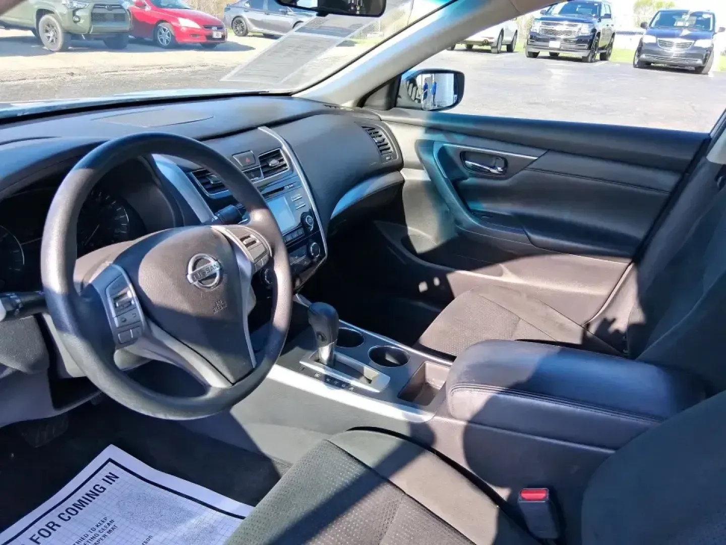 2015 Nissan Altima 2.5 S (1N4AL3AP2FC) with an 2.5L I-4 DOHC engine, Continuously Variable Transmission transmission, located at 401 Woodman Dr, Riverside, OH, 45431, (937) 908-9800, 39.760899, -84.123421 - Need a dependable commuter that can handle the daily run down I-675, quick hops to The Greene, and weekend plans at Carriage Hill MetroPark without draining your budget? This **2015 Nissan Altima 2.5 S** is the kind of practical, comfortable sedan that fits real life in **Riverside, Ohio**-easy to p - Photo#9