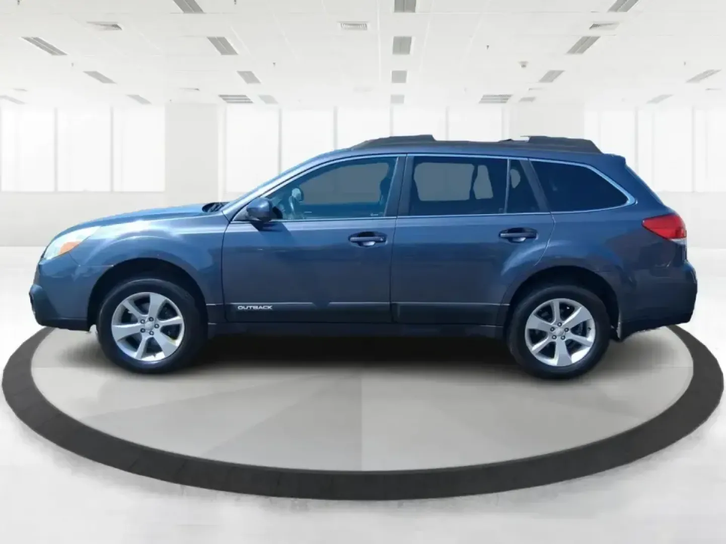 2014 Subaru Outback 2.5i Premium (4S4BRBDC0E3) with an 2.5L H-4 DOHC engine, Continuously Variable Transmission (CVT) transmission, located at 1184 Kauffman Ave, Fairborn, OH, 45324, (937) 908-9800, 39.807072, -84.030914 - Picture your next Ohio weekend: the cargo area packed for a John Bryan State Park hike, the family comfortable on I675, and the confidence to handle rain, slush, and back roads without overthinking it. This 2014 Subaru Outback 2.5i Premium is built for real life in Fairborn-school runs, long commute - Photo#5