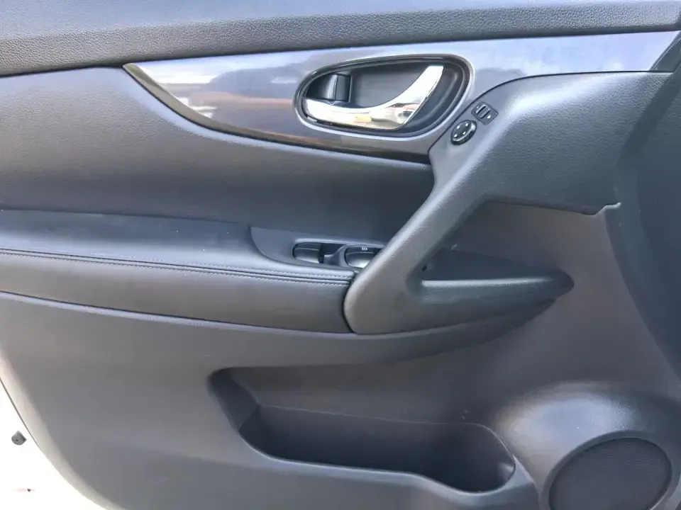 2018 Nissan Rogue S (KNMAT2MV3JP) with an 2.5L I-4 DOHC engine, CVT transmission, located at 1099 N County Rd 25A, Troy, OH, 45373, (937) 908-9800, 40.057079, -84.212883 - Pack up the family for a weekend at Miami County Park, tackle a snowy morning commute up I75, or load up groceries after an afternoon in historic downtown Troy-this 2018 Nissan Rogue S is the kind of SUV that fits real life in Troy, Ohio. With confident AWD capability and practical comfort, it's ide - Photo#17