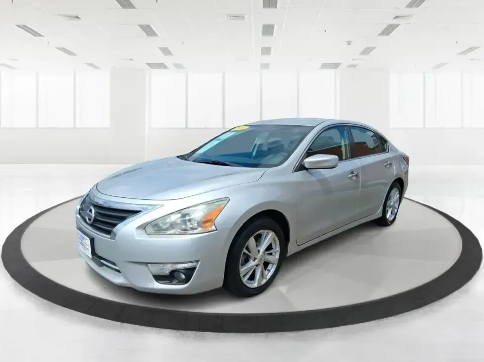 2015 Nissan Altima 2.5 SV (1N4AL3AP6FC) with an 2.5L I-4 DOHC engine, Continuously Variable Transmission transmission, located at 401 Woodman Dr, Riverside, OH, 45431, (937) 908-9800, 39.760899, -84.123421 - Picture your next week: an easy I-675 commute, a comfortable school drop-off run, and a spontaneous weekend drive to Carillon Historical Park or along the Mad River-without driving something oversized or expensive to fuel. This **2015 Nissan Altima 2.5 SV** is the kind of practical, confidence-build - Photo#8