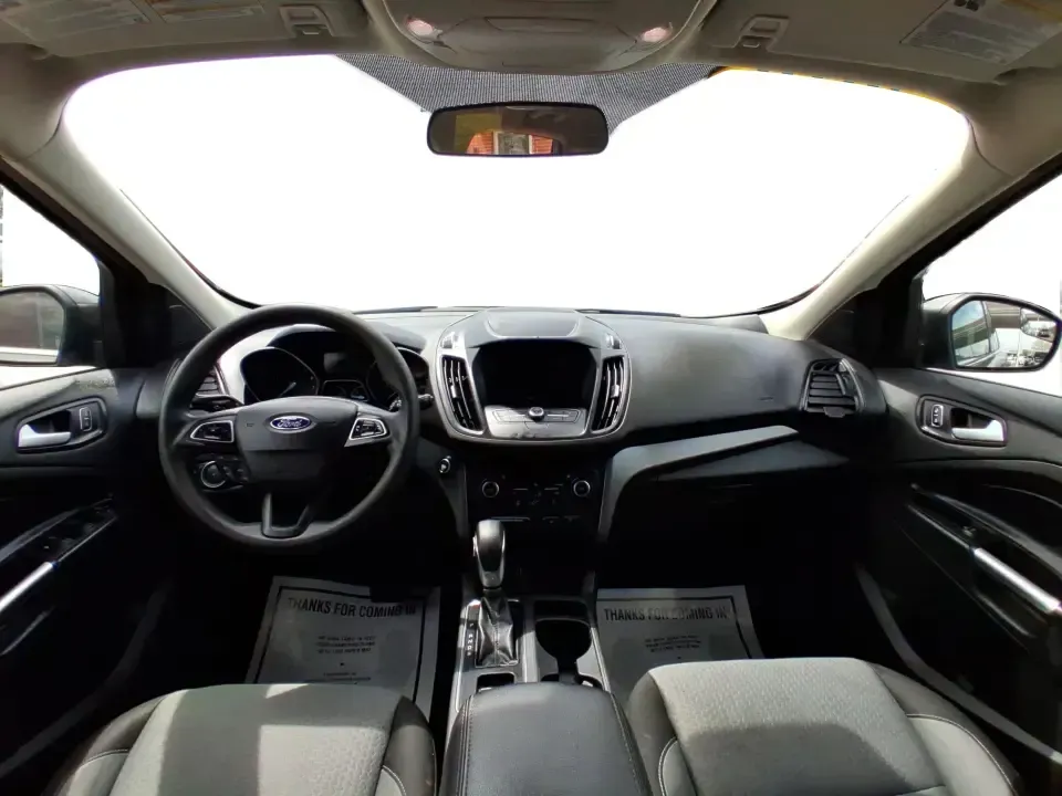 2019 Ford Escape SE (1FMCU0GD6KU) with an 1.5L L4 DOHC 16V engine, 6A transmission, located at 401 Woodman Dr, Riverside, OH, 45431, (937) 908-9800, 39.760899, -84.123421 - Weekday commutes down Woodman Dr, school drop-offs, and weekend getaways to Carillon Historical Park or a quick run up I675-this 2019 Ford Escape SE is the kind of SUV that fits real life in Riverside, Ohio. With its easy-to-park size, confident road manners, and versatile cargo space, it's a smart - Photo#21