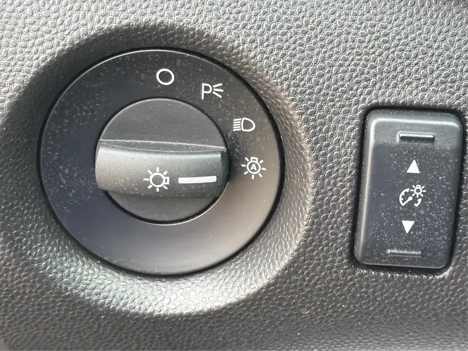 2016 Ford Fiesta SE (3FADP4EJ8GM) with an 1.6L L4 DOHC 16V engine, located at 8750 N County Rd 25A, Piqua, OH, 45356, (937) 908-9800, 40.164391, -84.232513 - Need a smart, easy-to-park hatchback that makes daily life simpler-whether you're commuting up I-75, running errands around downtown Piqua, or packing up for a weekend at Lock 9 Park? This 2016 Ford Fiesta SE Hatchback in Shadow Black delivers big practicality in a small, budget-friendly footprint, - Photo#17