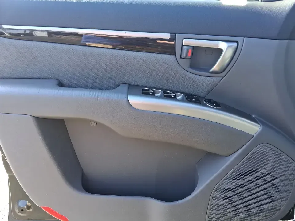 2012 Hyundai Santa Fe GLS (5XYZGDABXCG) with an 2.4L I-4 DOHC engine, 6-Speed Automatic transmission, located at 8750 N County Rd 25A, Piqua, OH, 45356, (937) 908-9800, 40.164391, -84.232513 - Pack up the kids, load the groceries, and head out for a weekend escape-this 2012 Hyundai Santa Fe GLS is the kind of SUV that fits real life in West Central Ohio. Whether you're commuting up N County Rd 25A toward Troy, running errands near downtown Piqua, or planning a road trip out past the Great - Photo#17