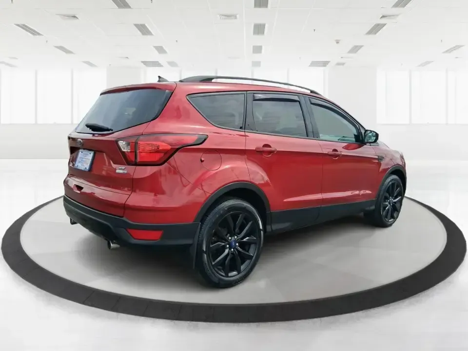 2019 Ford Escape SE (1FMCU9GD8KU) with an 1.5L L4 DOHC 16V engine, 6A transmission, located at 8750 N County Rd 25A, Piqua, OH, 45356, (937) 908-9800, 40.164391, -84.232513 - Make your next week look easier: a confident, all-weather SUV for school runs, long commutes up I75, and spontaneous weekend getaways to Indian Lake or downtown Troy. This **2019 Ford Escape SE** blends practical space with the kind of comfort and tech that fits real life in **Piqua, Ohio**-whether - Photo#2