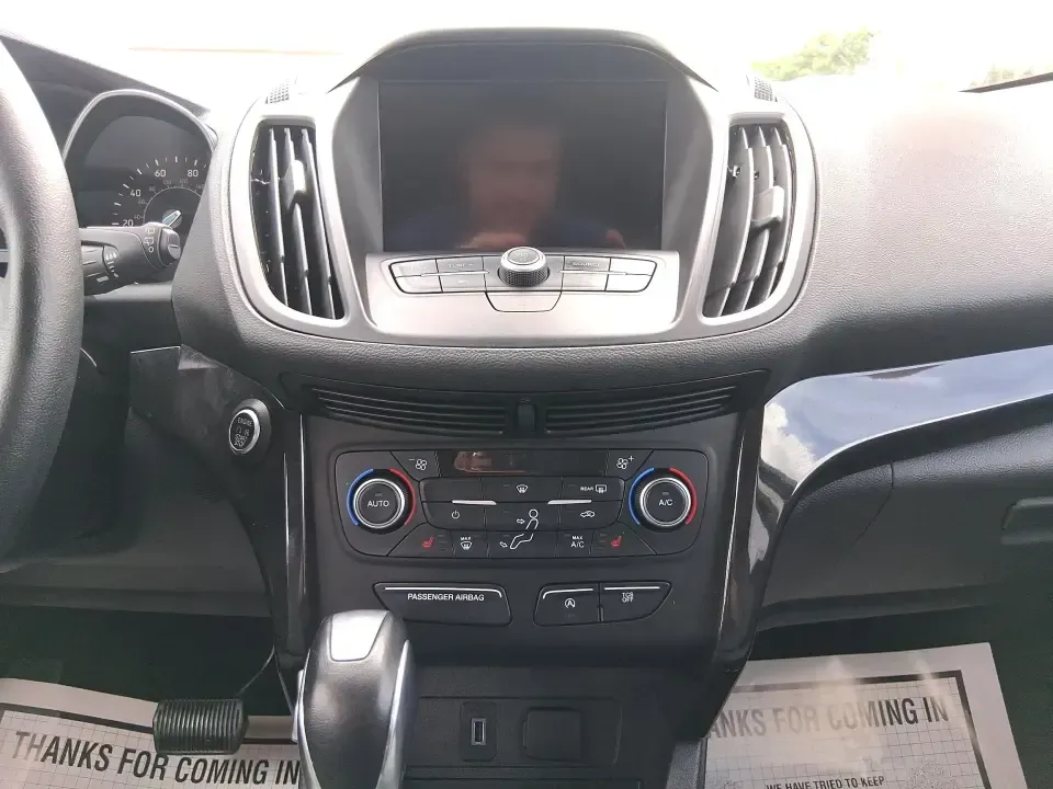 2019 Ford Escape SE (1FMCU9GD8KU) with an 1.5L L4 DOHC 16V engine, 6A transmission, located at 8750 N County Rd 25A, Piqua, OH, 45356, (937) 908-9800, 40.164391, -84.232513 - Make your next week look easier: a confident, all-weather SUV for school runs, long commutes up I75, and spontaneous weekend getaways to Indian Lake or downtown Troy. This **2019 Ford Escape SE** blends practical space with the kind of comfort and tech that fits real life in **Piqua, Ohio**-whether - Photo#13