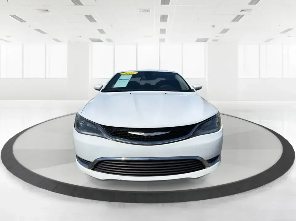 2016 Chrysler 200 Limited (1C3CCCABXGN) with an 2.4L L4 DOHC 16V engine, 9A transmission, located at 1184 Kauffman Ave, Fairborn, OH, 45324, (937) 908-9800, 39.807072, -84.030914 - Need a comfortable, efficient sedan for daily commuting to Wright-Patterson AFB, weekend trips to Yellow Springs, or school-and-sports carpools around Fairborn? This 2016 Chrysler 200 Limited delivers the kind of smooth ride, upscale cabin feel, and highway-friendly MPG that fits real life in the Mi- Photo#7