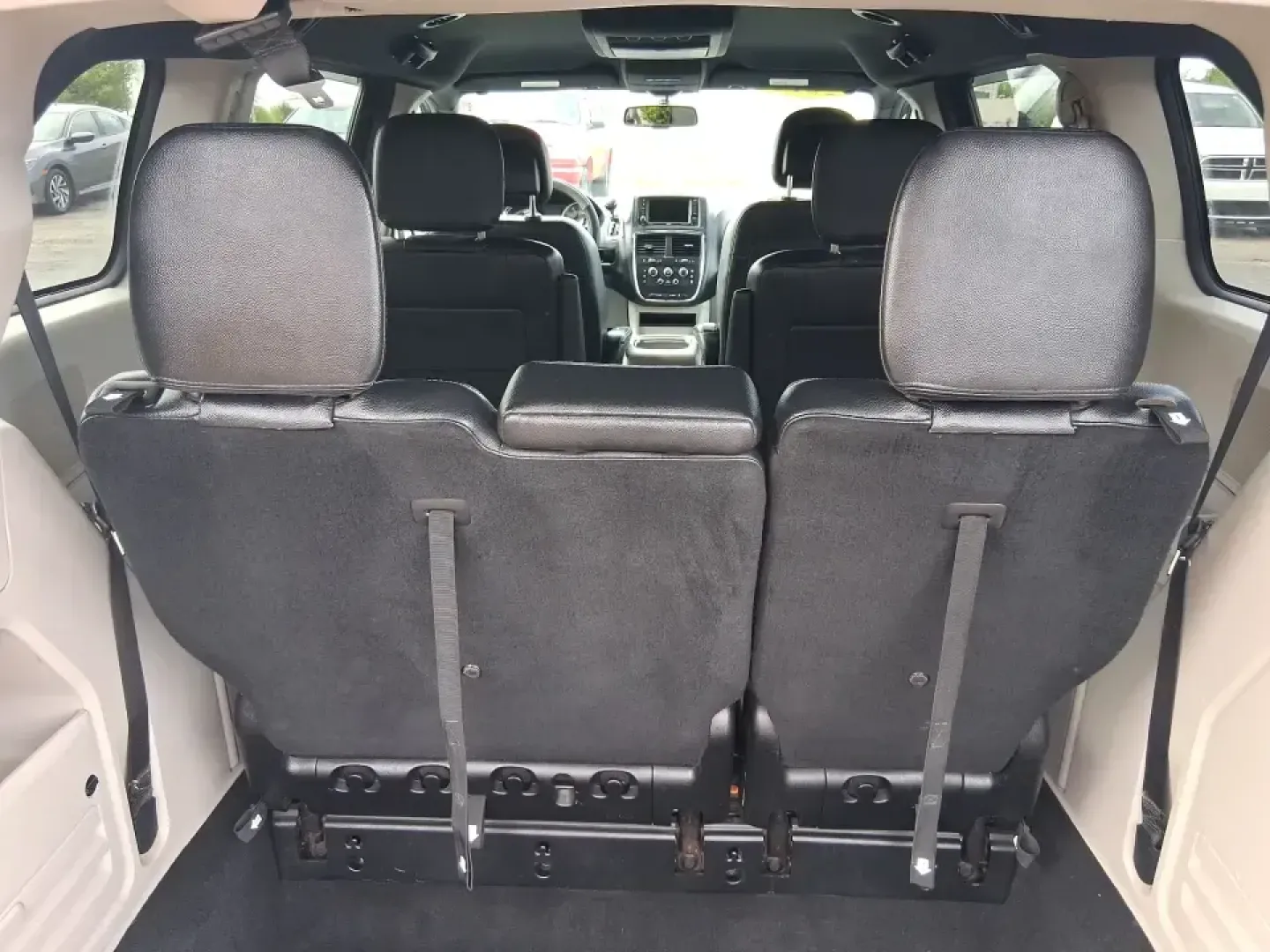 2014 Dodge Grand Caravan SXT 30th Anniversary (2C4RDGCGXER) with an 3.6L V-6 DOHC engine, 6-Speed Automatic transmission, located at 1951 S Dayton Lakeview Rd., New Carlisle, OH, 45344, (937) 908-9800, 39.890999, -84.050255 - Load up the kids, the coolers, and the weekend plans-this 2014 Dodge Grand Caravan SXT 30th Anniversary is built for real life in Ohio, whether you're handling school drop-offs, commuting down I70, or taking a road trip to the National Museum of the U.S. Air Force in nearby Dayton. With three rows a - Photo#12