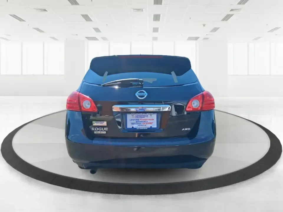 2015 Nissan Rogue S (JN8AS5MV4FW) with an 2.5L I-4 DOHC engine, Continuously Variable Transmission transmission, located at 401 Woodman Dr, Riverside, OH, 45431, (937) 908-9800, 39.760899, -84.123421 - Pack up the kids, load the groceries, or point the nose toward a weekend getaway-this 2015 Nissan Rogue S is the kind of practical SUV that fits real life in Riverside. With confident all-weather capability, flexible cargo space, and everyday comfort, it's ideal for commuters running up and down I-6 - Photo#3