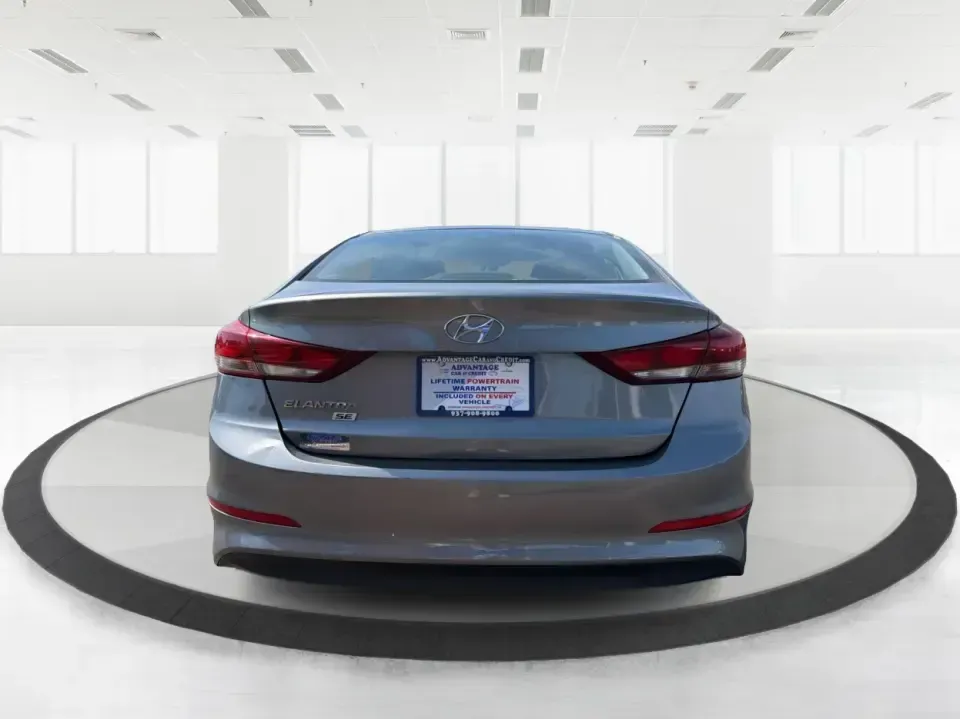 2018 Hyundai Elantra SE (KMHD74LF2JU) with an Nu 2L I-4 DOHC engine, 6A transmission, located at 4508 South Dixie Dr, Moraine, OH, 45439, (937) 908-9800, 39.689976, -84.218452 - Need a dependable commuter that's easy to park downtown, comfortable for I-75 and SR-725 drives, and efficient enough for everyday errands from Moraine to Dayton? This 2018 Hyundai Elantra SE in Galactic Gray Metallic is a smart, budget-friendly sedan built for real life-work runs, school drop-offs, - Photo#3