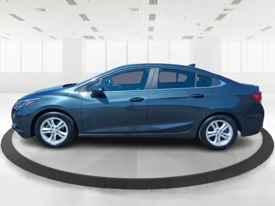 2018 Chevrolet Cruze LT Auto (1G1BE5SM2J7) with an 1.4L I-4 gasoline direct injection engine, 6A transmission, located at 1951 S Dayton Lakeview Rd., New Carlisle, OH, 45344, (937) 908-9800, 39.890999, -84.050255 - Need a dependable commuter that sips fuel, parks easily downtown, and still feels comfortable for weekend getaways? This 2018 Chevrolet Cruze LT Auto in Satin Steel Gray Metallic is a smart, budget-friendly sedan for life in and around New Carlisle-whether you're heading down S Dayton-Lakeview Rd to - Photo#5