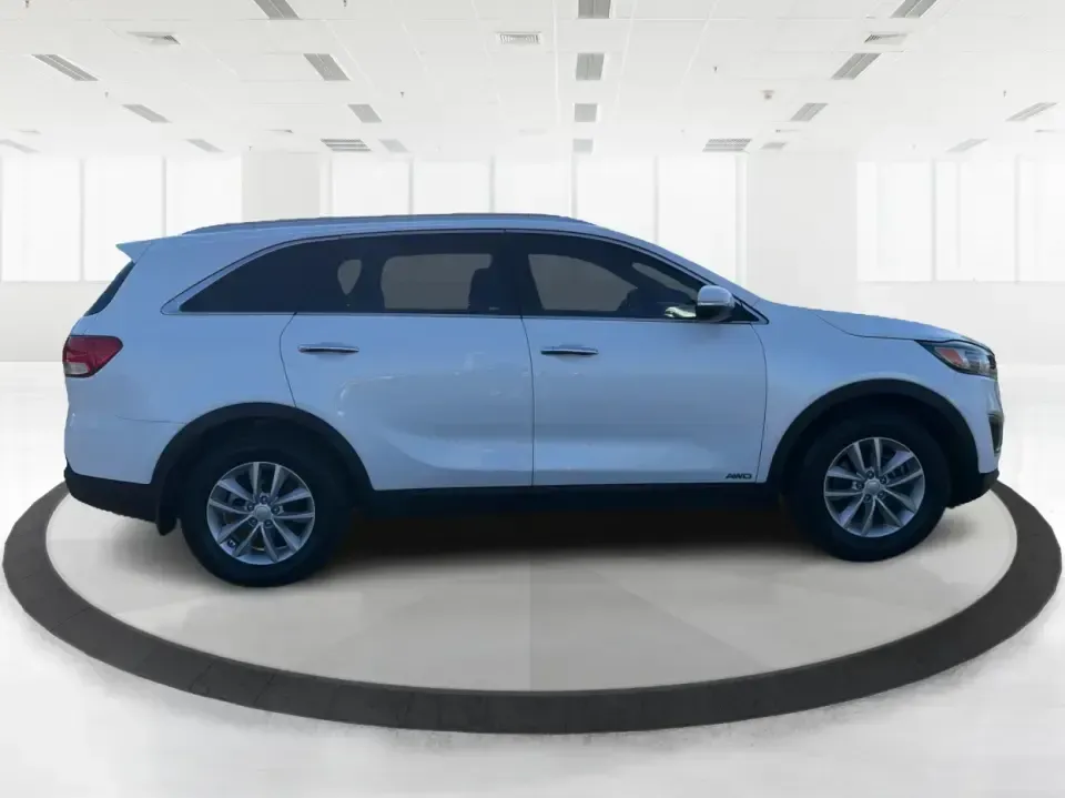 2018 Kia Sorento 2.4L LX (5XYPGDA36JG) with an 2.4L I-4 gasoline direct injection engine, 6A transmission, located at 1099 N County Rd 25A, Troy, OH, 45373, (937) 908-9800, 40.057079, -84.212883 - Build your next chapter around an SUV that's ready for school drop-offs, long commutes up I75, and weekend getaways to Charleston Falls Preserve or a family day near the Miami County Fairgrounds. This 2018 Kia Sorento LX in Snow White Pearl is the kind of practical, go-anywhere crossover that fits r - Photo#1