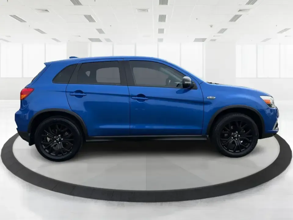 2019 Mitsubishi Outlander 2.0 LE (JA4AP3AU9KU) with an 2L I-4 DOHC engine, 5M transmission, located at 1099 N County Rd 25A, Troy, OH, 45373, (937) 908-9800, 40.057079, -84.212883 - Picture your next week going smoother: school drop-offs, grocery runs, and an easy Friday escape up I75 or over to the Miami County Fairgrounds-without stressing about space, comfort, or unpredictable Ohio weather. This 2019 Mitsubishi Outlander 2.0 LE in striking Octane Blue Metallic is the kind of - Photo#1