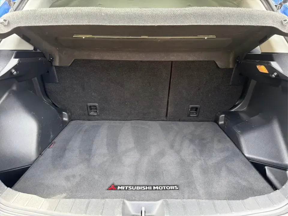 2019 Mitsubishi Outlander 2.0 LE (JA4AP3AU9KU) with an 2L I-4 DOHC engine, 5M transmission, located at 1099 N County Rd 25A, Troy, OH, 45373, (937) 908-9800, 40.057079, -84.212883 - Picture your next week going smoother: school drop-offs, grocery runs, and an easy Friday escape up I75 or over to the Miami County Fairgrounds-without stressing about space, comfort, or unpredictable Ohio weather. This 2019 Mitsubishi Outlander 2.0 LE in striking Octane Blue Metallic is the kind of - Photo#12