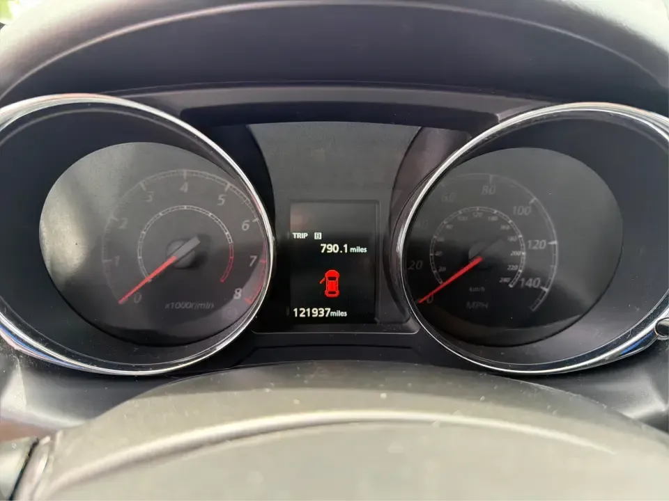 2019 Mitsubishi Outlander 2.0 LE (JA4AP3AU9KU) with an 2L I-4 DOHC engine, 5M transmission, located at 1099 N County Rd 25A, Troy, OH, 45373, (937) 908-9800, 40.057079, -84.212883 - Picture your next week going smoother: school drop-offs, grocery runs, and an easy Friday escape up I75 or over to the Miami County Fairgrounds-without stressing about space, comfort, or unpredictable Ohio weather. This 2019 Mitsubishi Outlander 2.0 LE in striking Octane Blue Metallic is the kind of - Photo#15