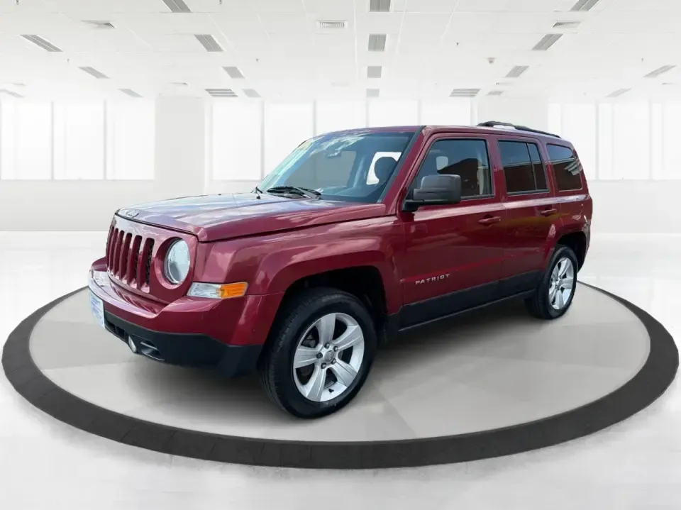 2016 Jeep Patriot Latitude (1C4NJRFB0GD) with an 2.4L I-4 DOHC engine, located at 8750 N County Rd 25A, Piqua, OH, 45356, (937) 908-9800, 40.164391, -84.232513 - Weekend escapes to Indian Lake, snowy morning commutes up I75, or everyday school-and-grocery runs around Miami County-this 2016 Jeep Patriot Latitude is built for the kind of Ohio life that doesn't slow down when the weather turns. With confident 4WD/AWD capability and SUV practicality, it's a smar - Photo#8