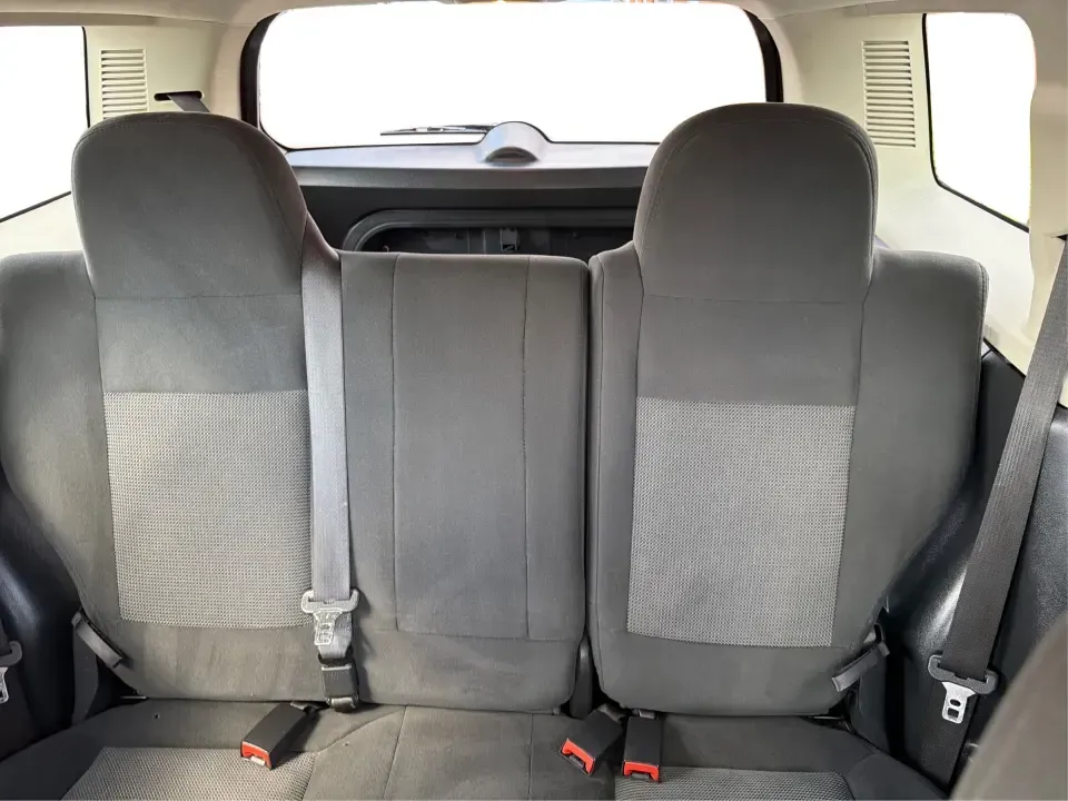 2016 Jeep Patriot Latitude (1C4NJRFB0GD) with an 2.4L I-4 DOHC engine, located at 8750 N County Rd 25A, Piqua, OH, 45356, (937) 908-9800, 40.164391, -84.232513 - Weekend escapes to Indian Lake, snowy morning commutes up I75, or everyday school-and-grocery runs around Miami County-this 2016 Jeep Patriot Latitude is built for the kind of Ohio life that doesn't slow down when the weather turns. With confident 4WD/AWD capability and SUV practicality, it's a smar - Photo#14