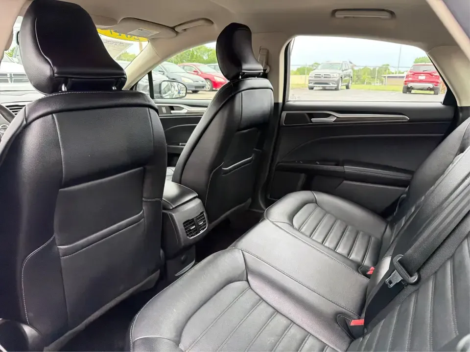 2017 Ford Fusion SE (3FA6P0H98HR) with an 2.0L L4 DOHC 16V engine, 6A transmission, located at 4508 South Dixie Dr, Moraine, OH, 45439, (937) 908-9800, 39.689976, -84.218452 - Picture your next week: a smooth, quiet commute down South Dixie Drive, quick errands to the Dayton Mall area, and a comfortable weekend drive toward Carillon Historical Park or a Reds day trip-without feeling like you're overpaying for a sedan that can't keep up. This 2017 Ford Fusion SE in sleek M - Photo#10