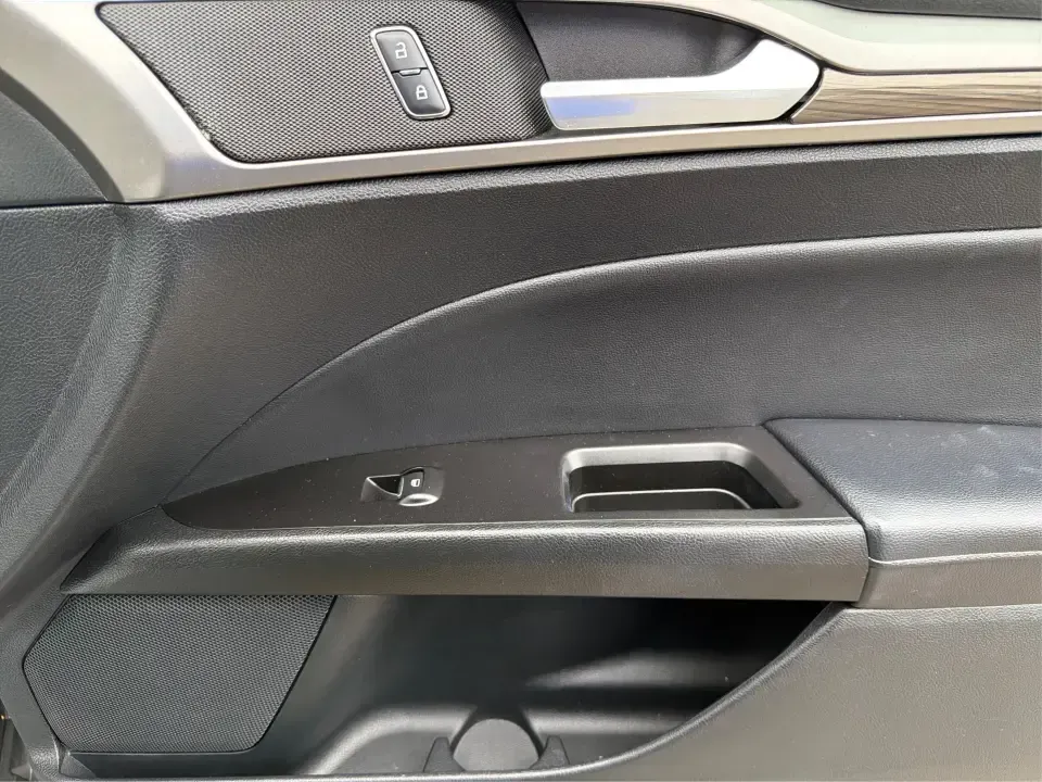 2017 Ford Fusion SE (3FA6P0H98HR) with an 2.0L L4 DOHC 16V engine, 6A transmission, located at 4508 South Dixie Dr, Moraine, OH, 45439, (937) 908-9800, 39.689976, -84.218452 - Picture your next week: a smooth, quiet commute down South Dixie Drive, quick errands to the Dayton Mall area, and a comfortable weekend drive toward Carillon Historical Park or a Reds day trip-without feeling like you're overpaying for a sedan that can't keep up. This 2017 Ford Fusion SE in sleek M - Photo#20