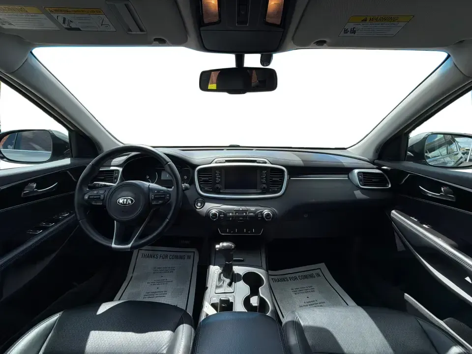 2017 Kia Sorento 2.4L LX (5XYPG4A38HG) with an 2.4L I-4 gasoline direct injection engine, 6A transmission, located at 8750 N County Rd 25A, Piqua, OH, 45356, (937) 908-9800, 40.164391, -84.232513 - Weekend road trips to Indian Lake, daily school drop-offs, and long commutes up I75 feel a lot easier when your SUV has real space, confident handling, and comfort features that keep everyone happy. This **2017 Kia Sorento LX (2.4L)** in **Platinum Graphite** is a practical, do-it-all **SUV** that f - Photo#20