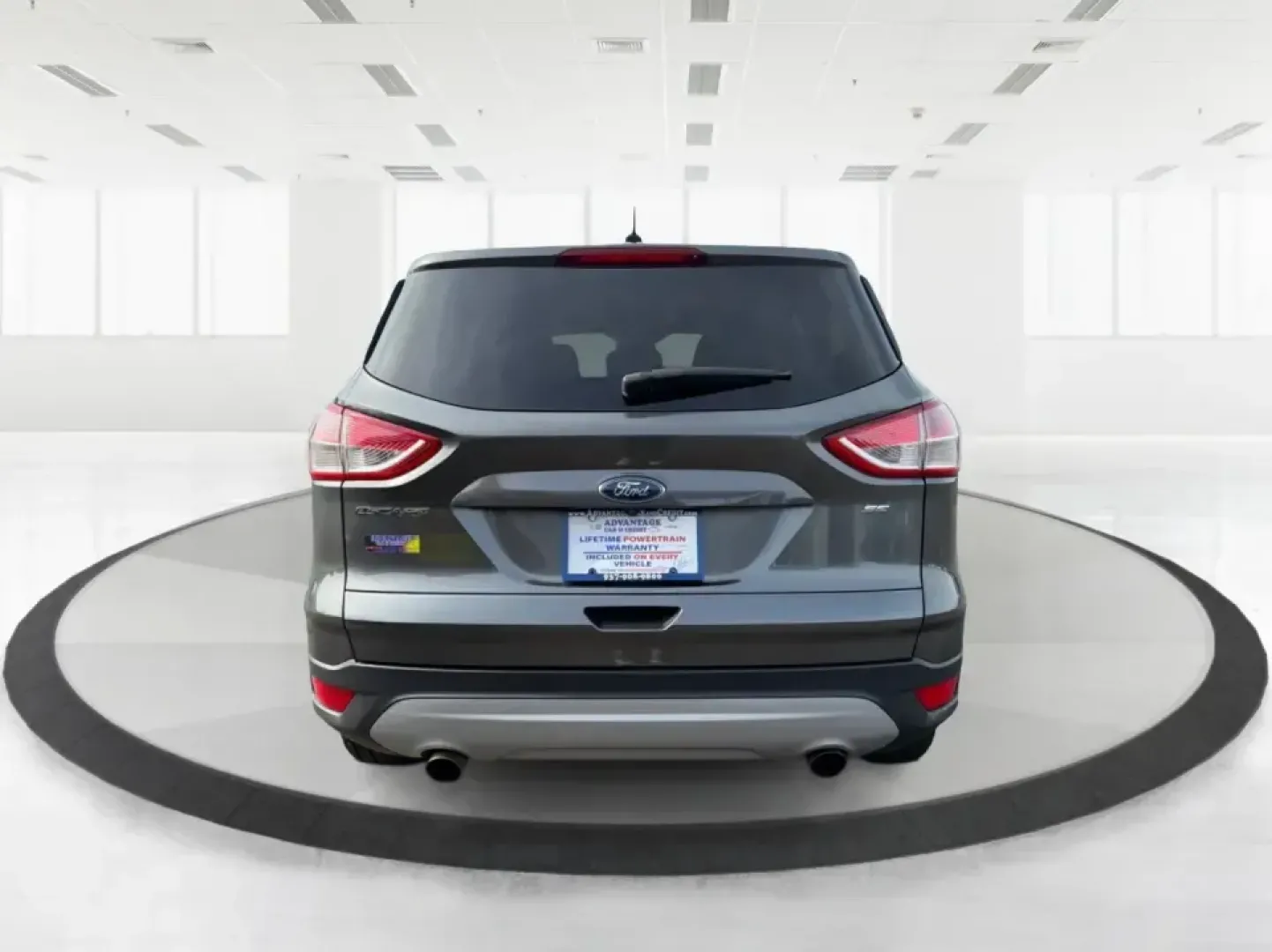 2016 Ford Escape SE (1FMCU0G75GU) with an 2.5L L4 DOHC 16V engine, 6-Speed Automatic transmission, located at 1099 N County Rd 25A, Troy, OH, 45373, (937) 908-9800, 40.057079, -84.212883 - Whether you're juggling school drop-offs, commuting up I75, or planning a weekend run to the Miami County Fairgrounds, this 2016 Ford Escape SE is the kind of practical SUV that fits real-life Troy, Ohio routines. With a versatile cabin, confident road manners, and easy-to-live-with features, it's a - Photo#3
